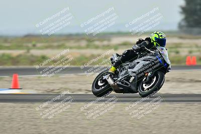 media/Apr-18-2025-TrackDaz (Fri) [[45f5874c44]]/C Group/Session 1 (Turn 7)/